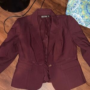 Elegant Maroon Women's Blazer